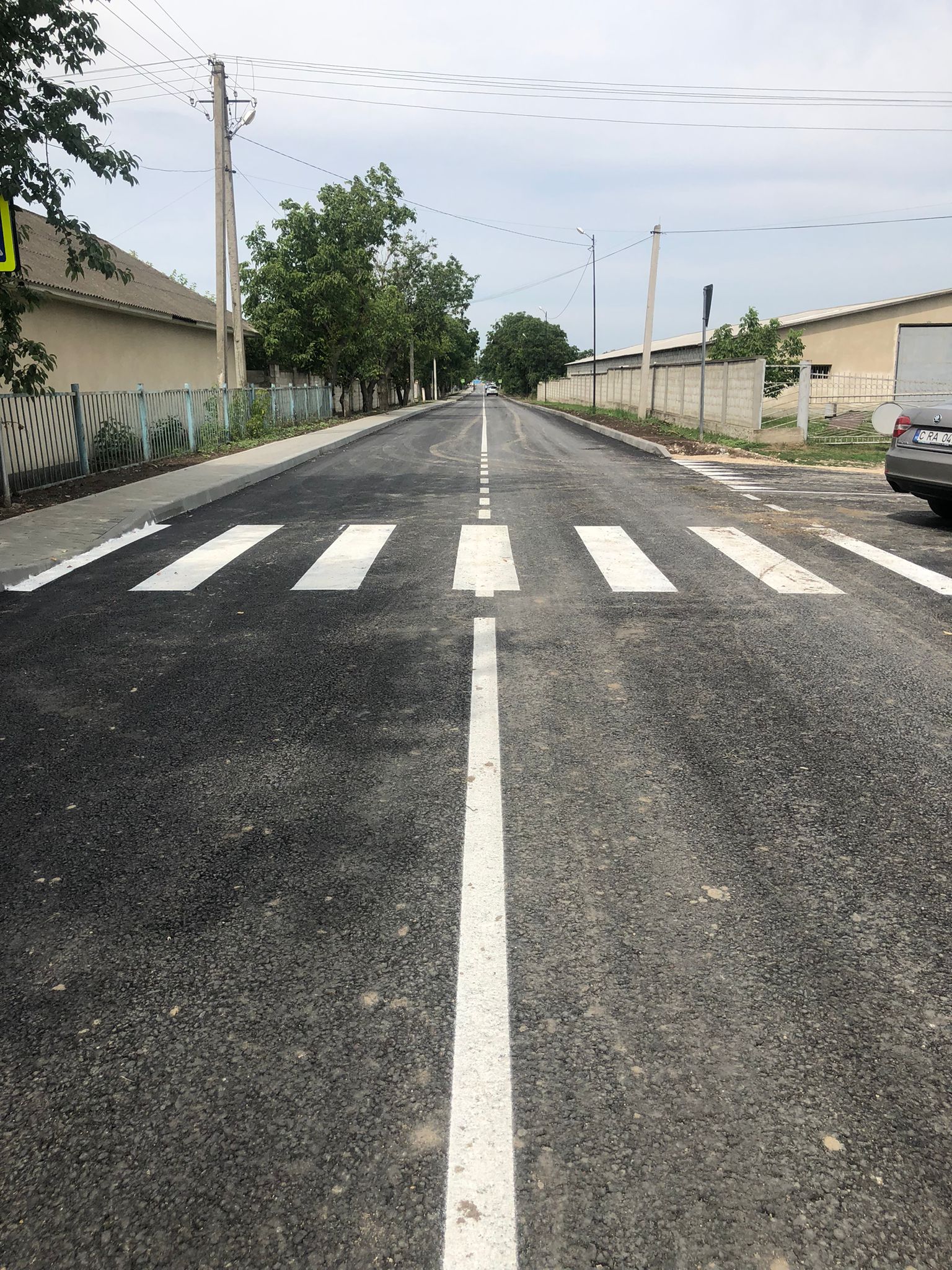 Un drum cu o lungime de 0,55 km a fost construit cu contribuția a patru fermieri din localitatea Sărătenii Vechi